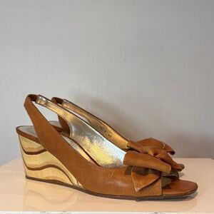 Vintage Lottusse tan leather wood heeled wedge open-toe sling backs size 6.5